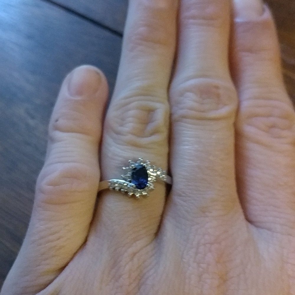 Silver ring with sapphires